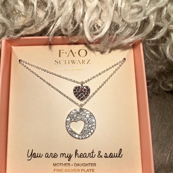 FAO Schwarz Silver Heart Mother Daughter Gift Necklace Set - Picture 3 of 5